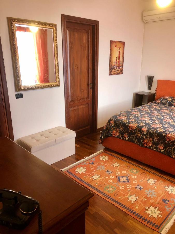 B&B Roomantic & Piscina Idromassaggio Cefalù Dış mekan fotoğraf