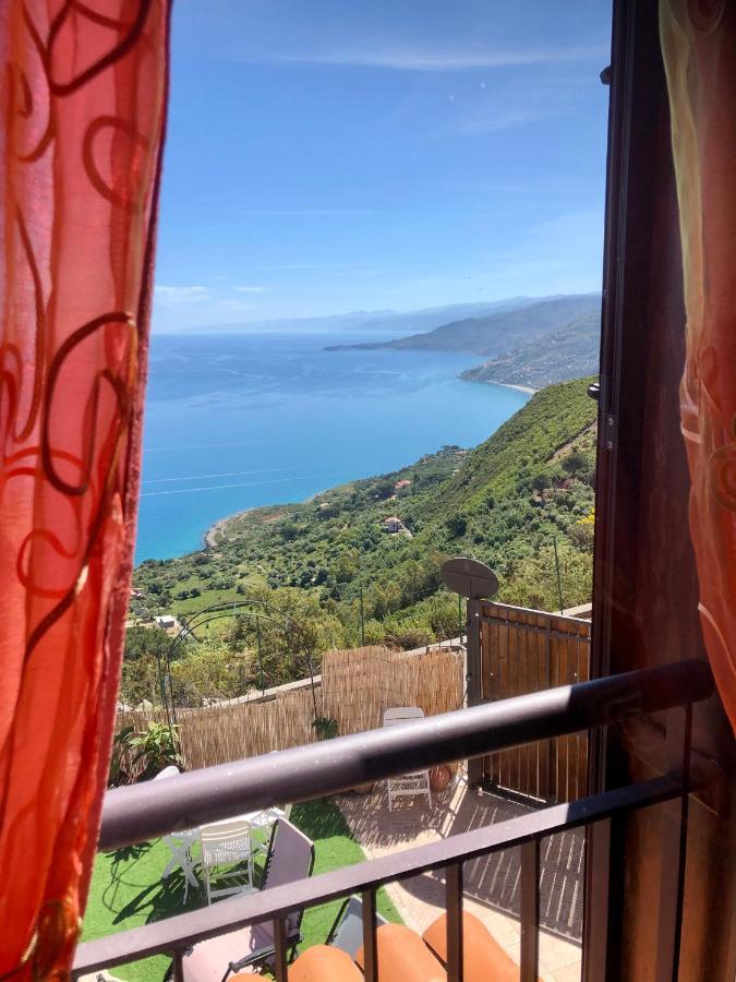 B&B Roomantic & Piscina Idromassaggio Cefalù Dış mekan fotoğraf