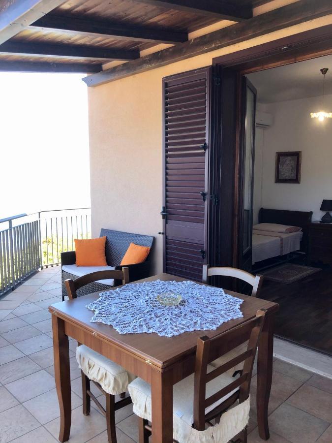 B&B Roomantic & Piscina Idromassaggio Cefalù Dış mekan fotoğraf
